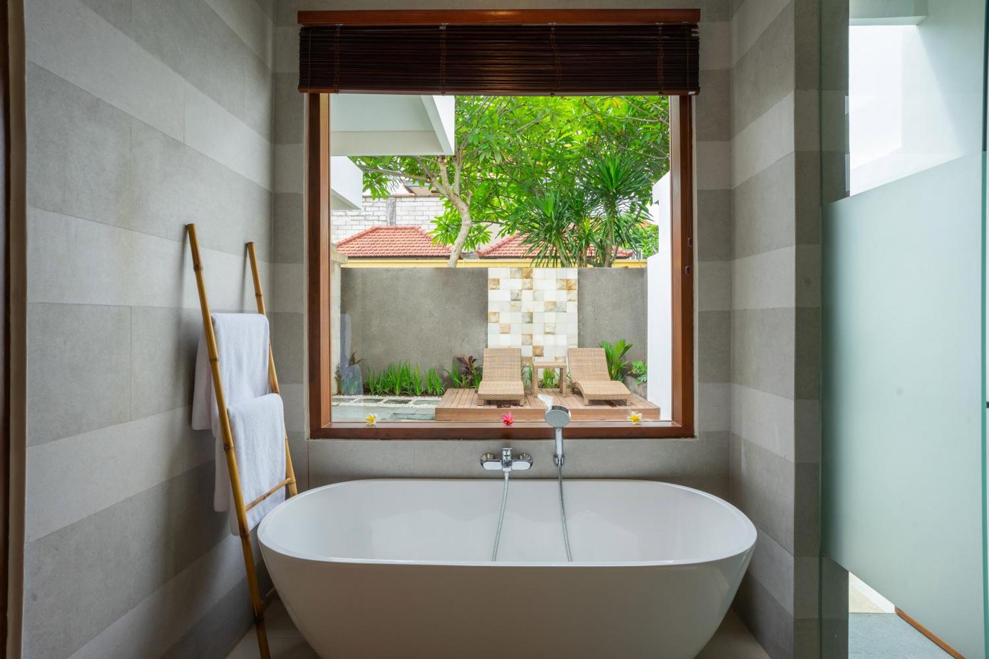 Freddies & Ubud Resort